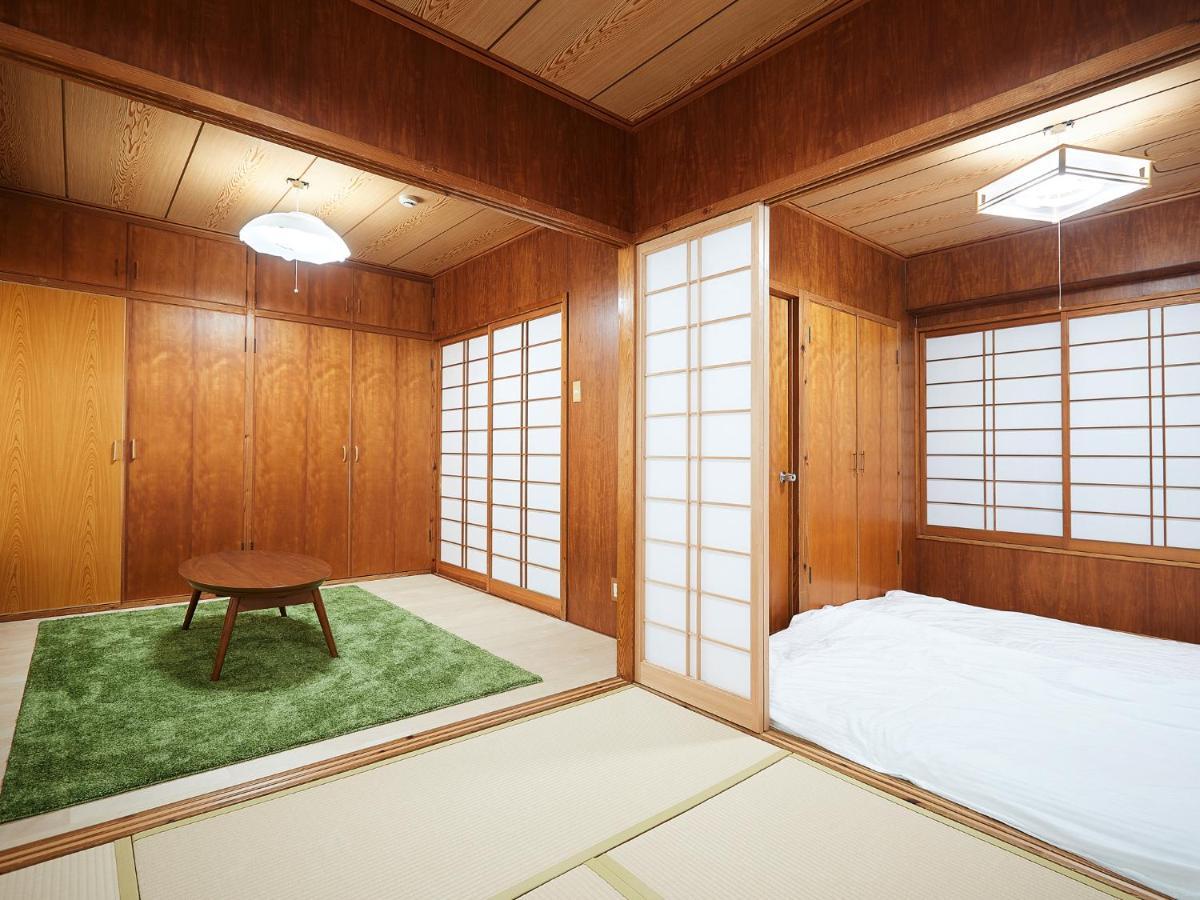 Guest House II Rokumarukan Naha Exteriör bild