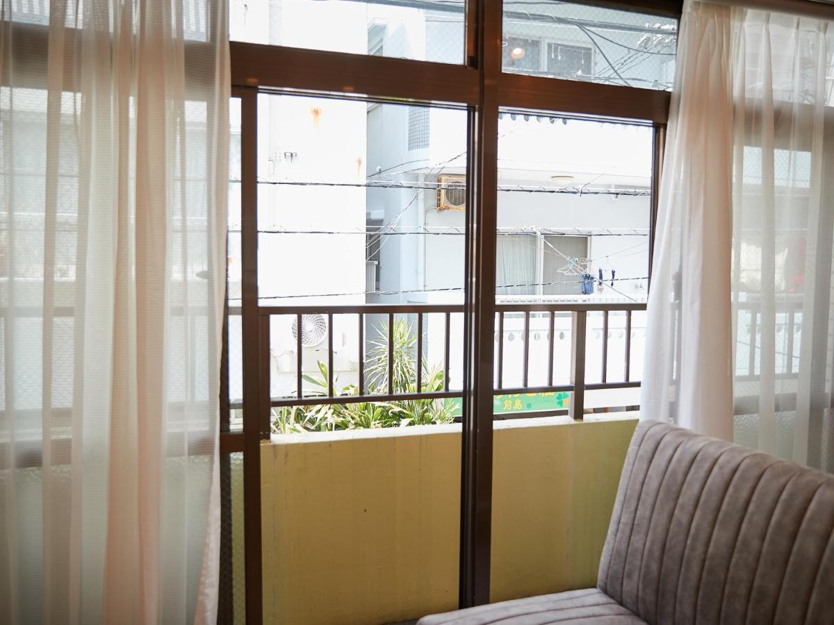 Guest House II Rokumarukan Naha Exteriör bild